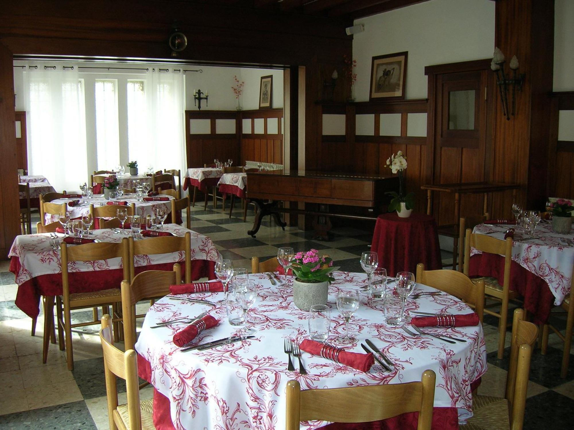 Le Relais De Ceilhes Hotel Luaran gambar